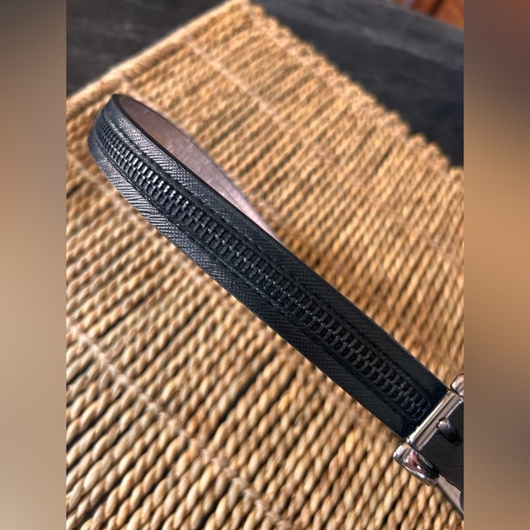 Michael Kors zipper detail belt - Picture 3 of 7